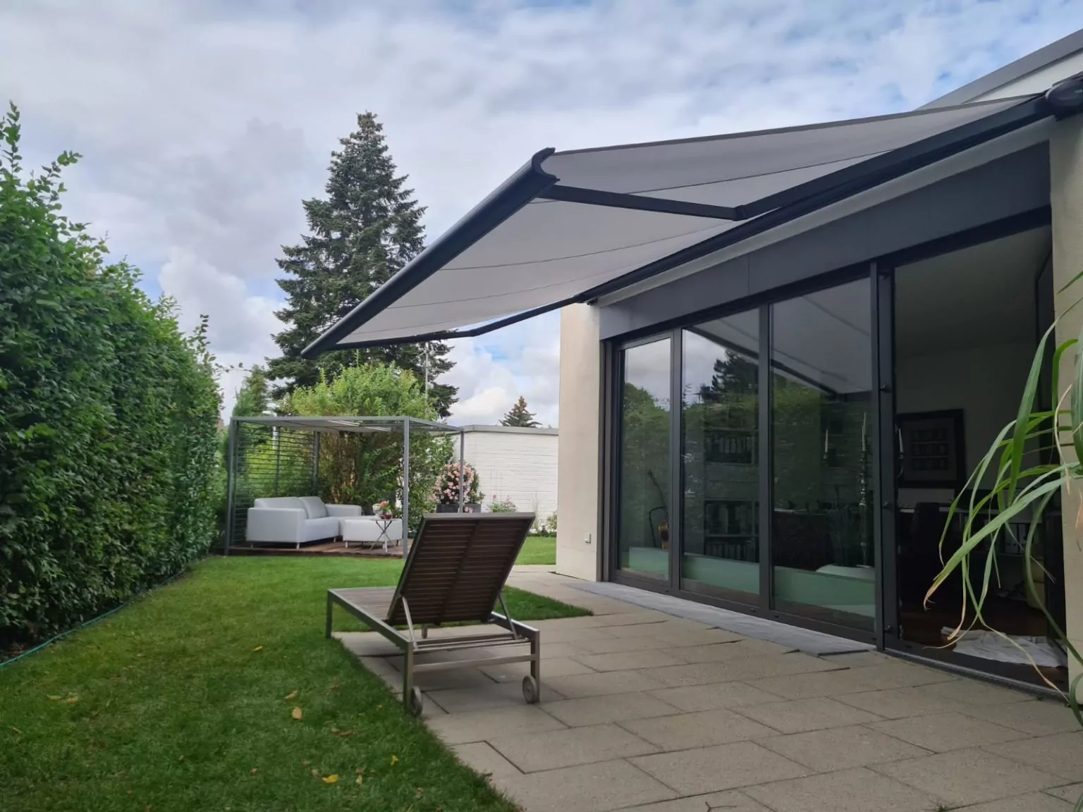 Gelenkarmmarkise in Dreieich